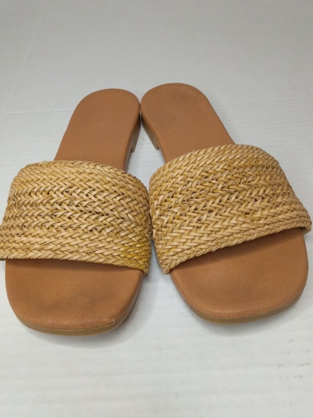 Fabio Maggenti Made in Italy Raffia Woven Slide Sandals Tan Women's Size 8–8.5 - Picture 3 of 9